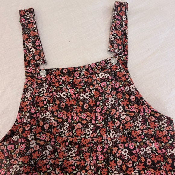 Zara Overalls - Picture 2 of 7